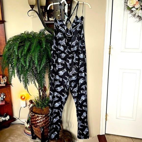 Brand New Mapale Full-Length Onesie Black White Zebra Animal Print Semi-Loose - Picture 10 of 14
